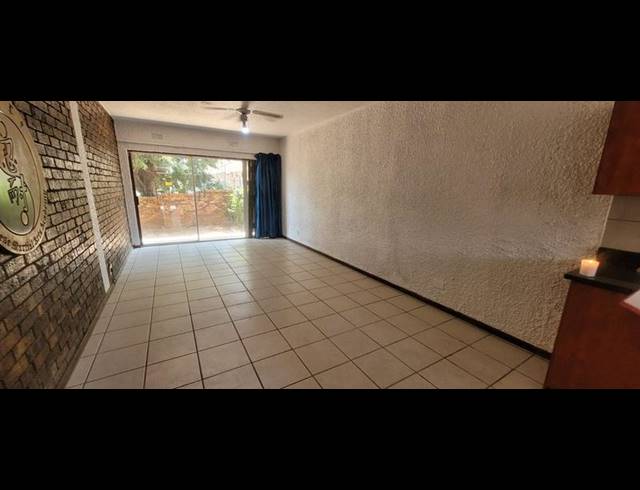2 BEDROOM TOWNHOUSE FOR SALE IN ALBERTON NORTH